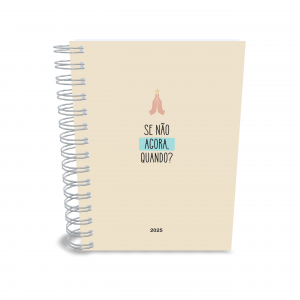 AGENDA 2025 - QUANDO? Capa dura com laminação e miolo em Offset 75g 21x15cm 4x1 / 4x4 Fosco / Brilho / Holográfico Corte reto Elástico e chaveiro