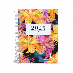 AGENDA 2025 - TROPICAL Capa dura com laminação e miolo em Offset 75g 21x15cm 4x1 / 4x4 Fosco / Brilho / Holográfico Corte reto Elástico e chaveiro