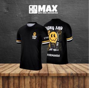 Camiseta premium NONO ANO Fator de proteção solar UV 50+ é um tratamento aplicado no acabamento do tecido que protege a pele dos efeitos nocivos dos raios UV-A e UV-B. Este tratamento permanece no produto por toda sua vida útil, mesmo após várias lavagens.  Personalizado TECIDO DRY PLUS UV 50 Premium Nome do formando GRATUITO