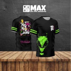Camiseta premium NONO ANO Fator de proteção solar UV 50+ é um tratamento aplicado no acabamento do tecido que protege a pele dos efeitos nocivos dos raios UV-A e UV-B. Este tratamento permanece no produto por toda sua vida útil, mesmo após várias lavagens.  Personalizado TECIDO DRY PLUS UV 50 Premium Nome do formando GRATUITO