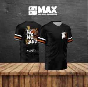 Camiseta premium NONO ANO Fator de proteção solar UV 50+ é um tratamento aplicado no acabamento do tecido que protege a pele dos efeitos nocivos dos raios UV-A e UV-B. Este tratamento permanece no produto por toda sua vida útil, mesmo após várias lavagens.  Personalizado TECIDO DRY PLUS UV 50 Premium Nome do formando GRATUITO
